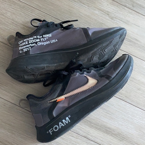 Nike x Off-White Zoom Fly - Picture 3 of 5